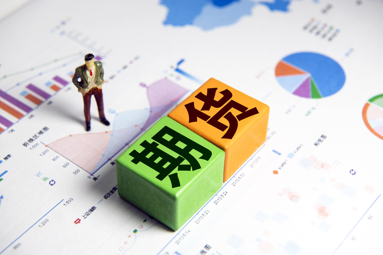 光伏市场动态：6月中国新增装机量骤降至14.38GW